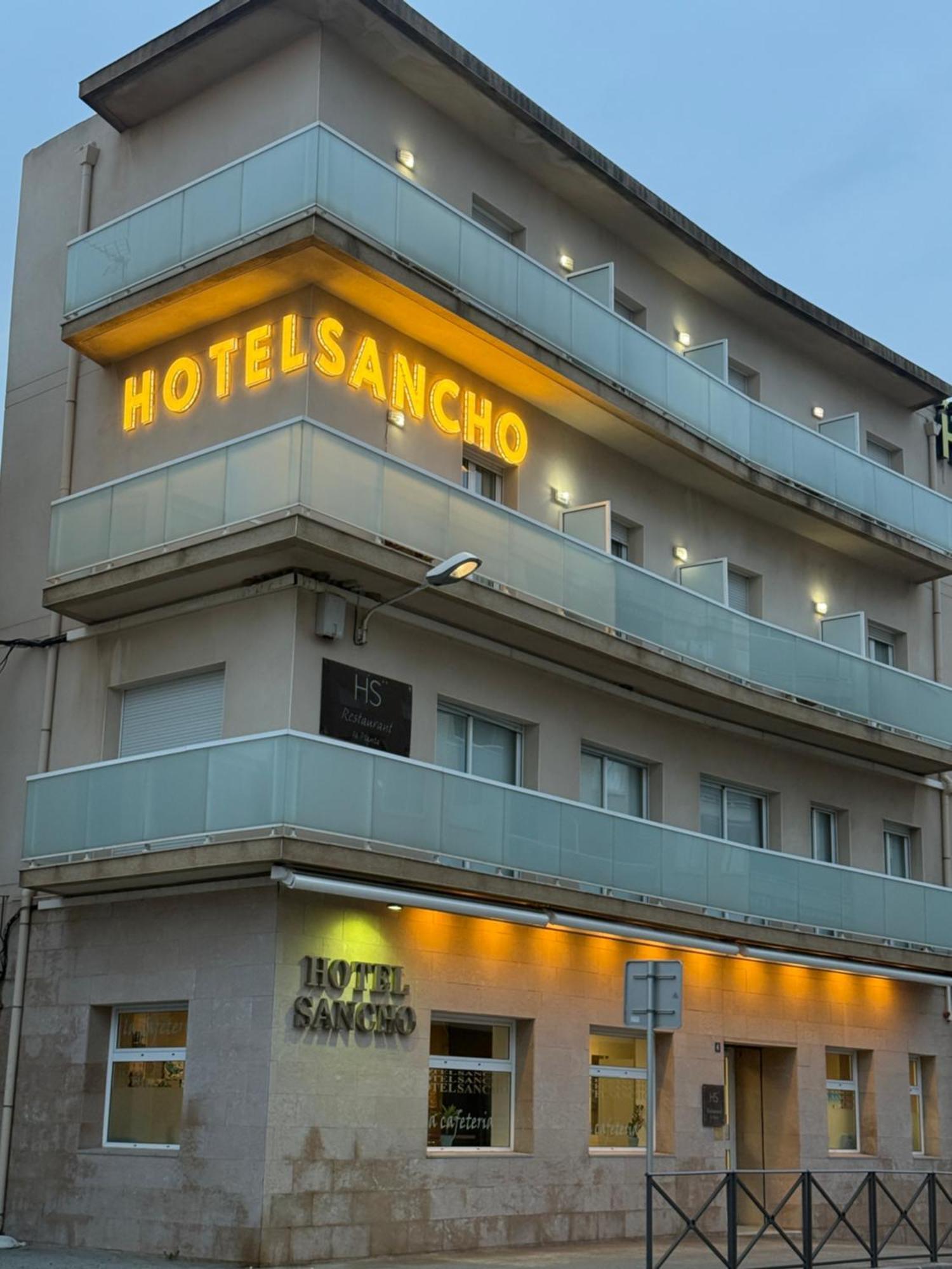 Hotel Sancho Оспіталет-дель-Інфант Екстер'єр фото